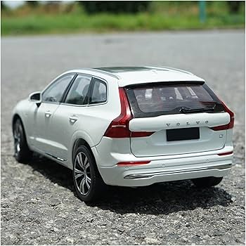 Amazon | ミニカーモデル 1:18 2022 モデル ボルボ XC60 SUV 合金車