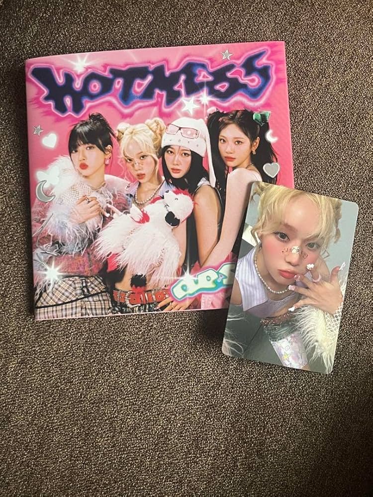 Amazon.co.jp: aespa hotmessアルバム poster ver. ウィンター : ホビー