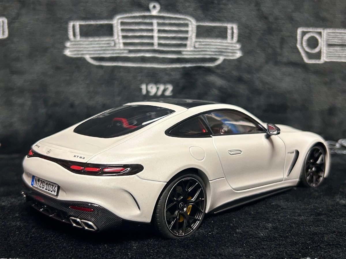 Amazon | NZG 1/18 Mercedes Benz AMG GT 63 4Matic Opalite white