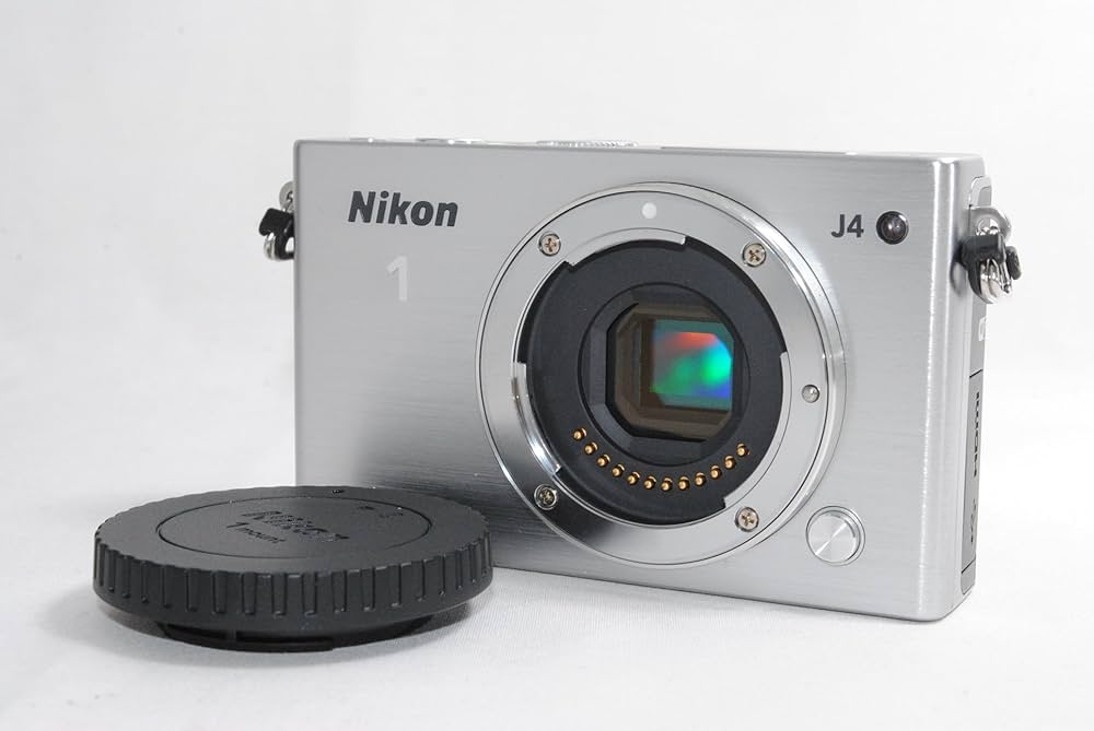 Amazon | Nikon ミラーレス一眼 Nikon1 J4 シルバー J4HPLKSL ボディ