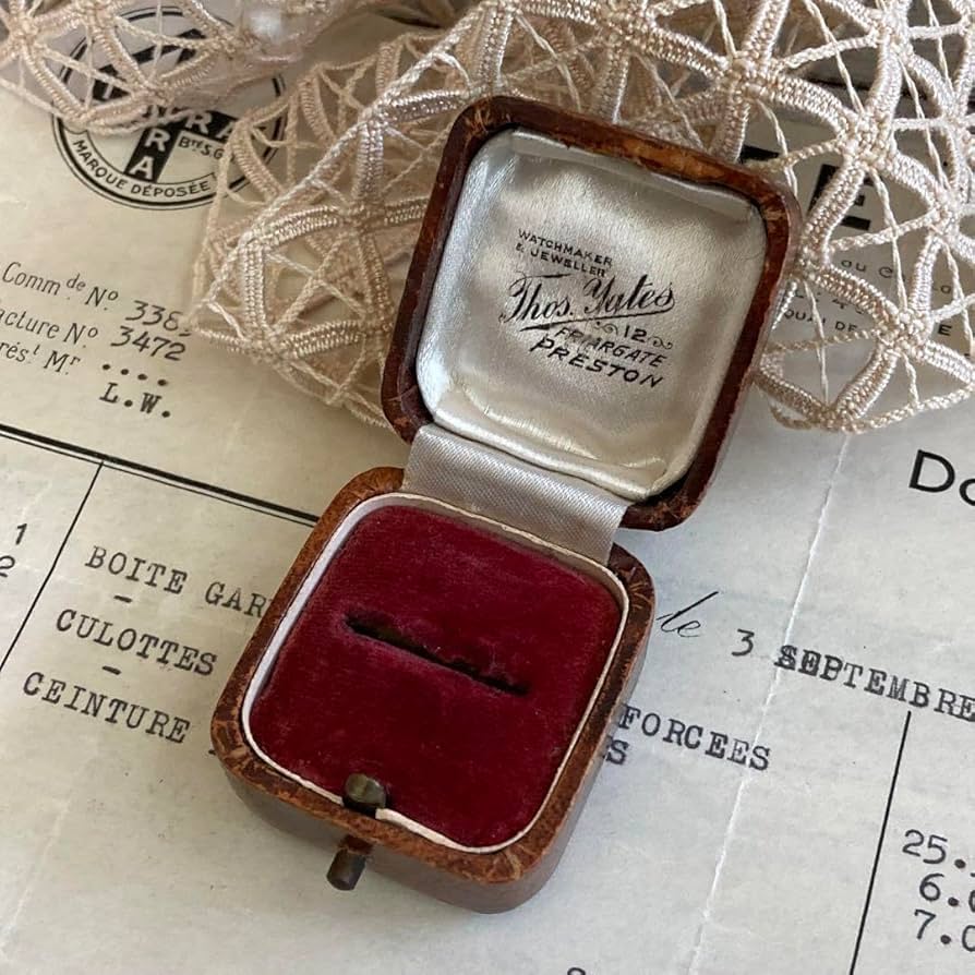 Amazon.co.jp: イギリス アンティーク ジュエリーケース リング