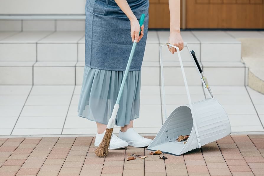 Amazon.co.jp: 山崎産業 ちりとり 2989.jp+ 鉄道 チリトリD 先ゴム付き