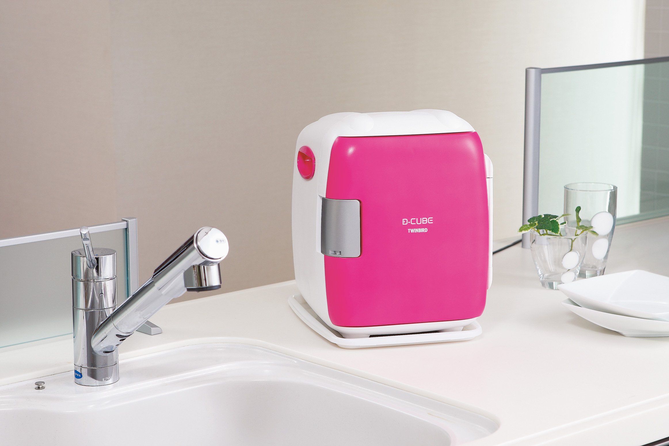 非売品】LOTTE チョコパイ ミニ冷温庫TWINBIRD D-CUBE S 非売品】LOTTE