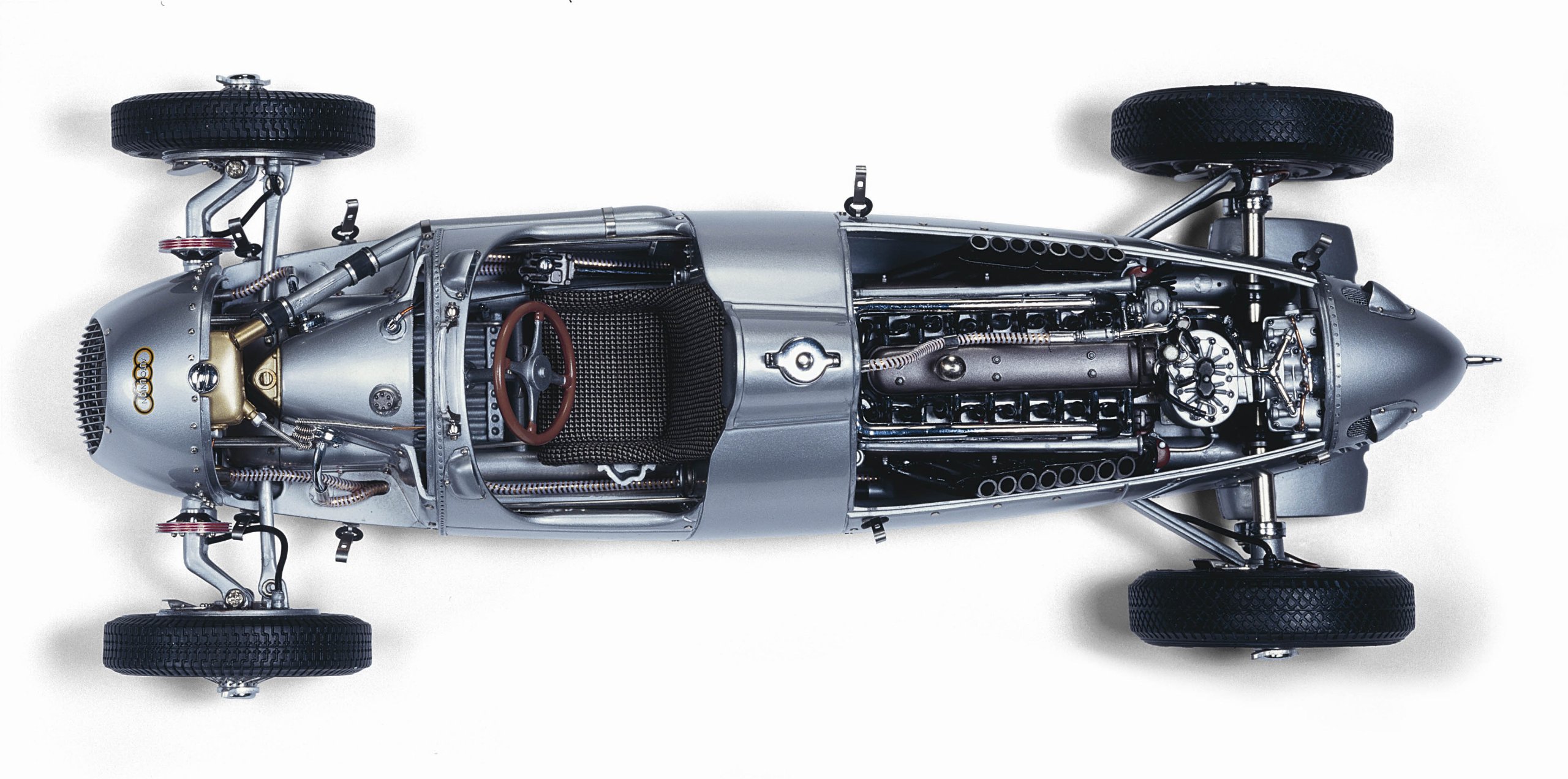 Amazon | CMC-クラシックモデルカー オートユニオンタイプC 1936 1:18