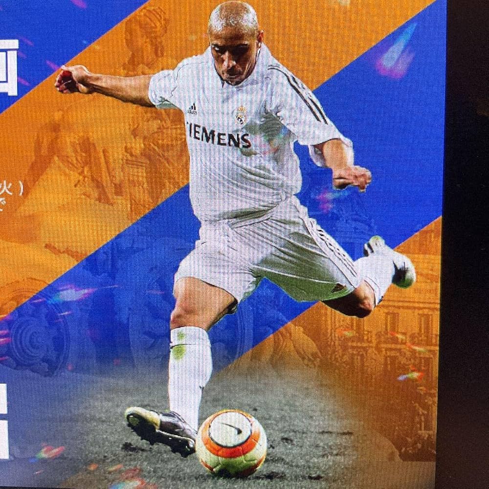 Amazon | ロベルトカルロス選手 直筆サイン入りサッカーボール | ノー