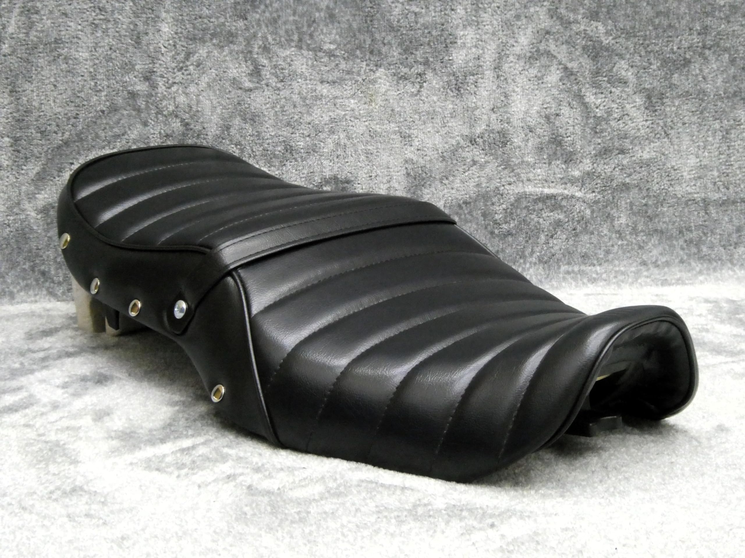 Amazon | バリオス 1型 用 鋲打ち 黒皮 タックロールシート/BALIUS