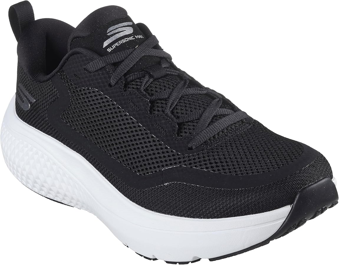 Skechers Men's Go Ultra Max Spikeless Golf Shoe, Black/White, 9.5