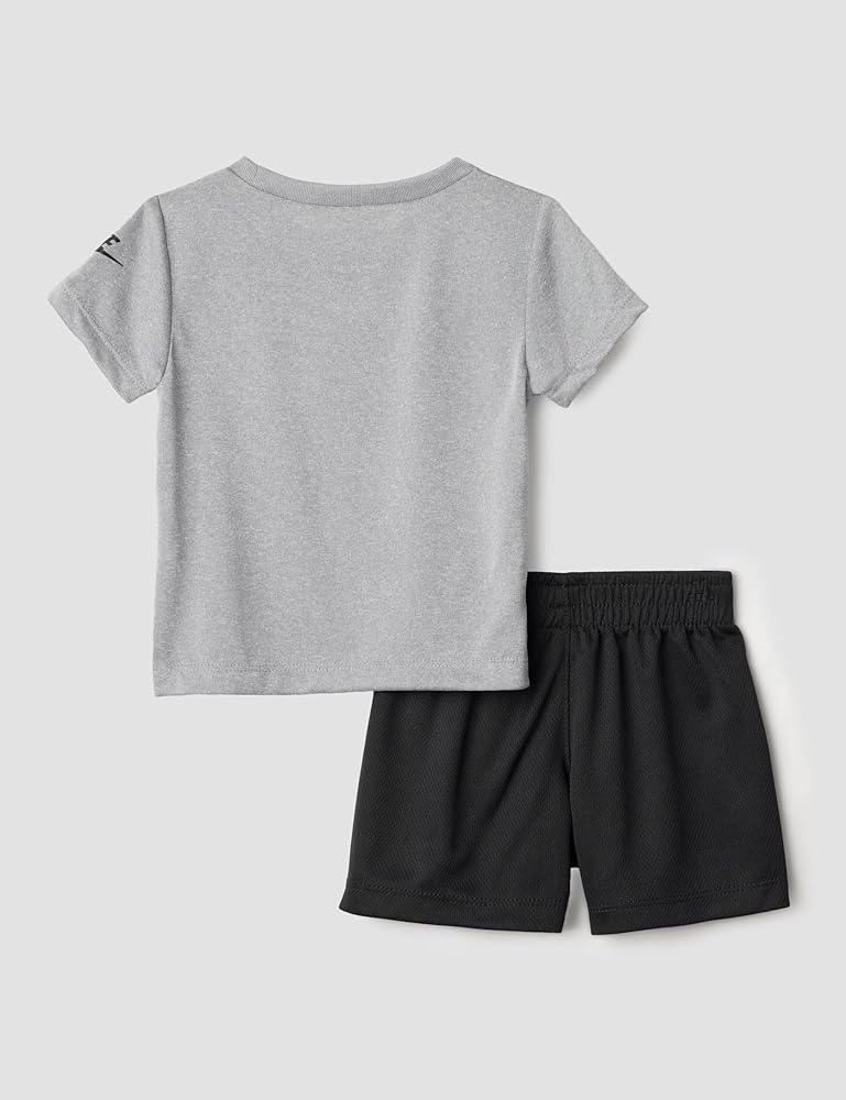 Amazon.com: Dri-Fit Sportswear T-Shirt and Mesh Shorts 2-Piece