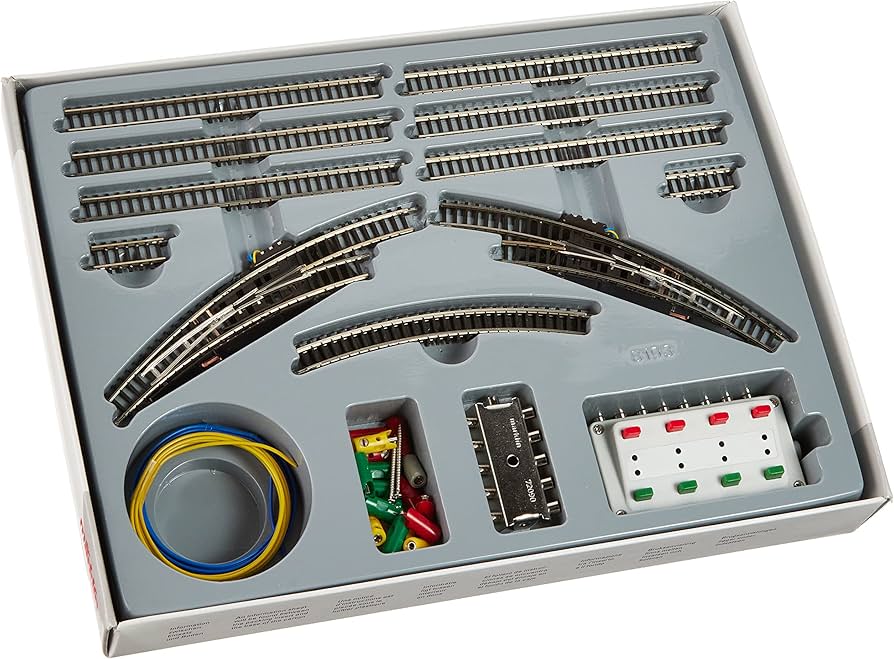 Amazon.com: Märklin 8193 - Railway Station Track Set, T2 : Arts