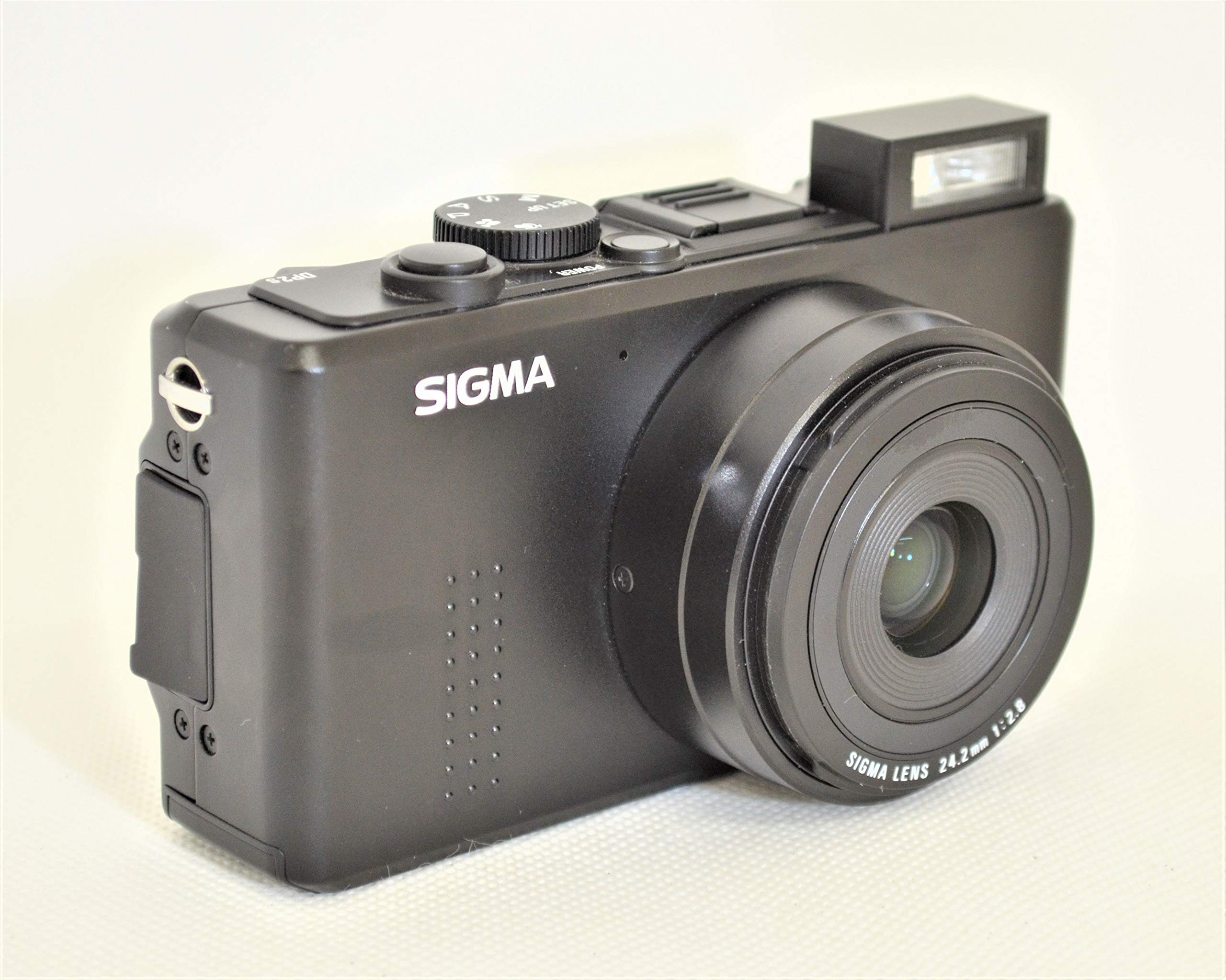 Amazon | シグマ DP2s COMPACT DIGITAL CAMERA | コンパクト 通販