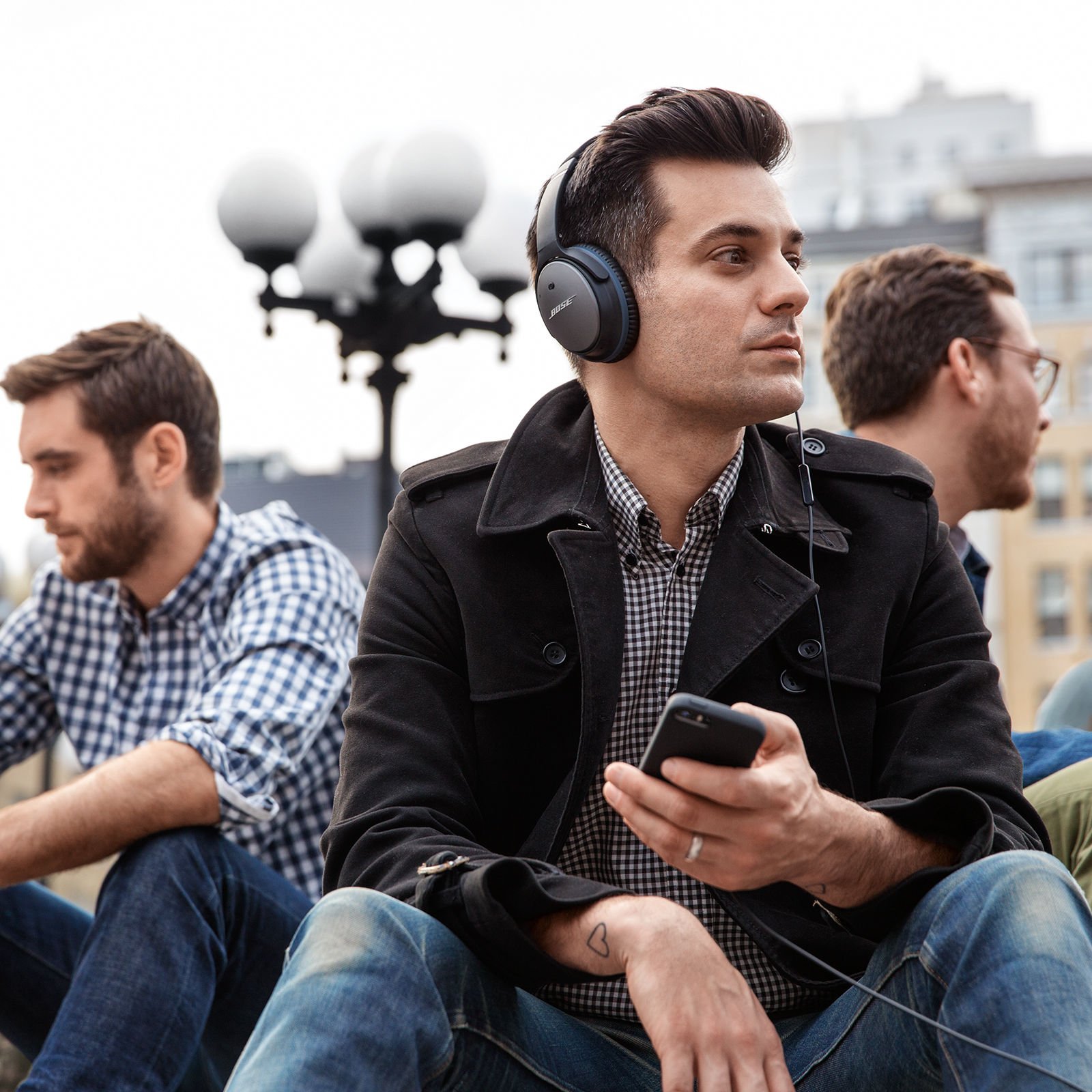 Amazon.co.jp: Bose QuietComfort 25 Acoustic Noise Cancelling