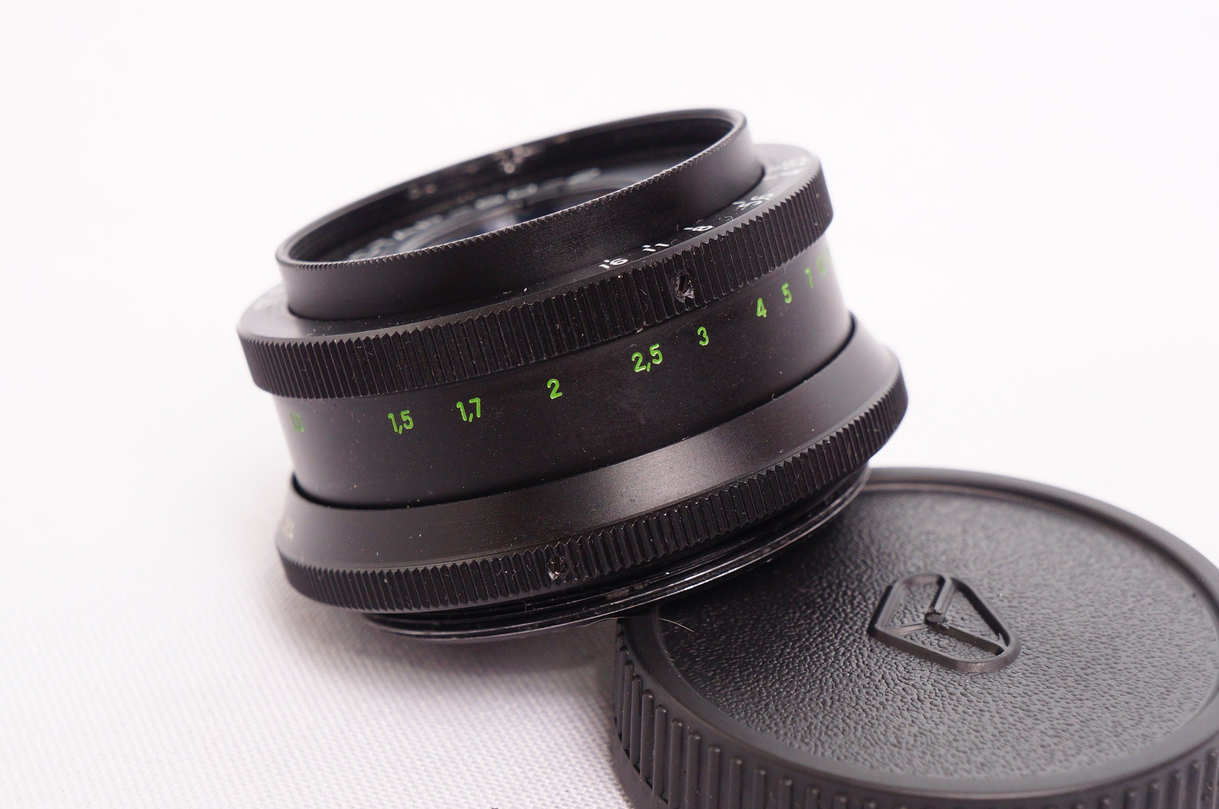 Amazon.co.jp: Industar 50-2 50mm F3.5 ロシアンレンズ M42マウント