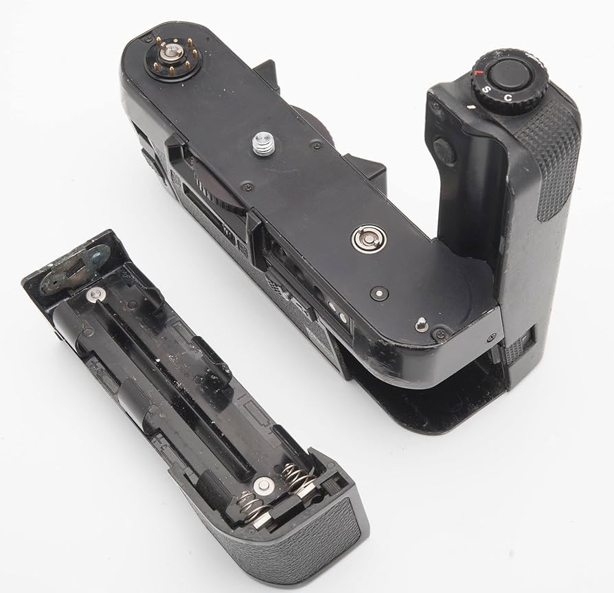 Amazon | Nikon MD-4 モータードライブ F3シリーズ用 | Nikon | 望遠鏡