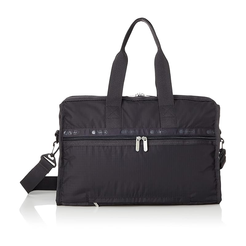 スーツケースのキャリーオンにも使える」 レスポートサックの“シンプル