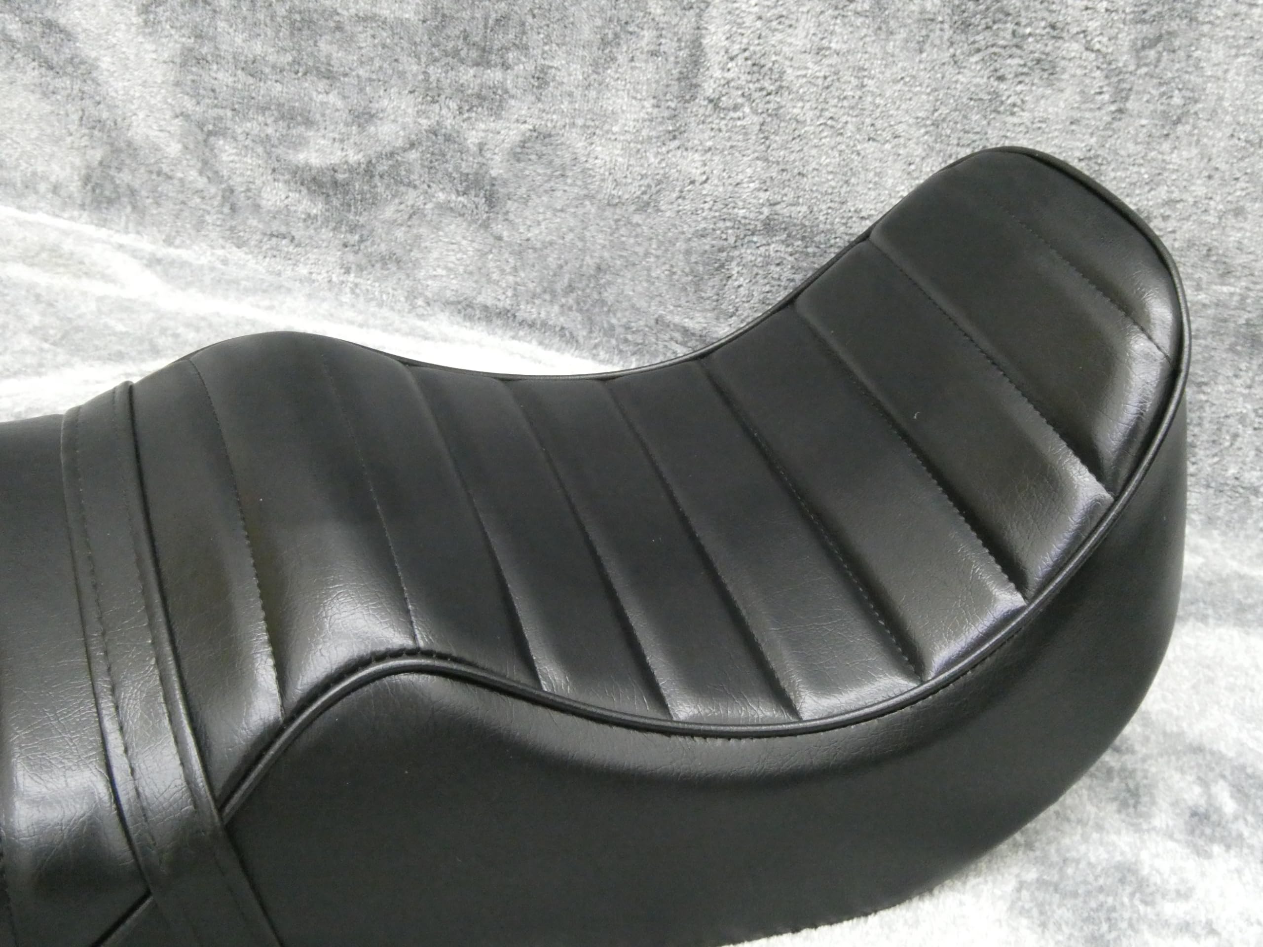 Amazon | GS400 (チョビ三シート 黒皮) / 完成品 タックロール