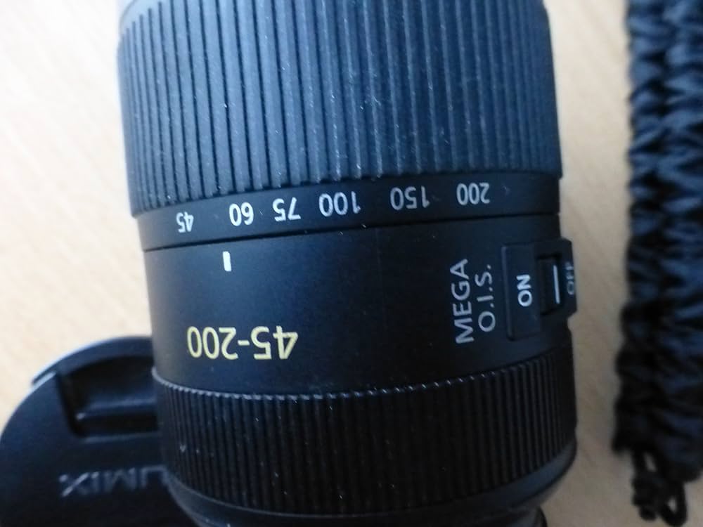 Amazon.co.jp: Panasonic H-fs045200e Lumix G Vario 45-200mm F4-5.6