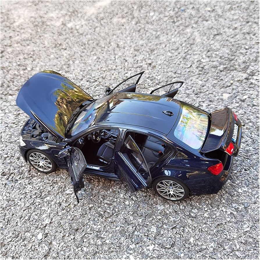 Amazon | ミニカー 1:18 フィット BMW M3 F80 第五世代合金静的