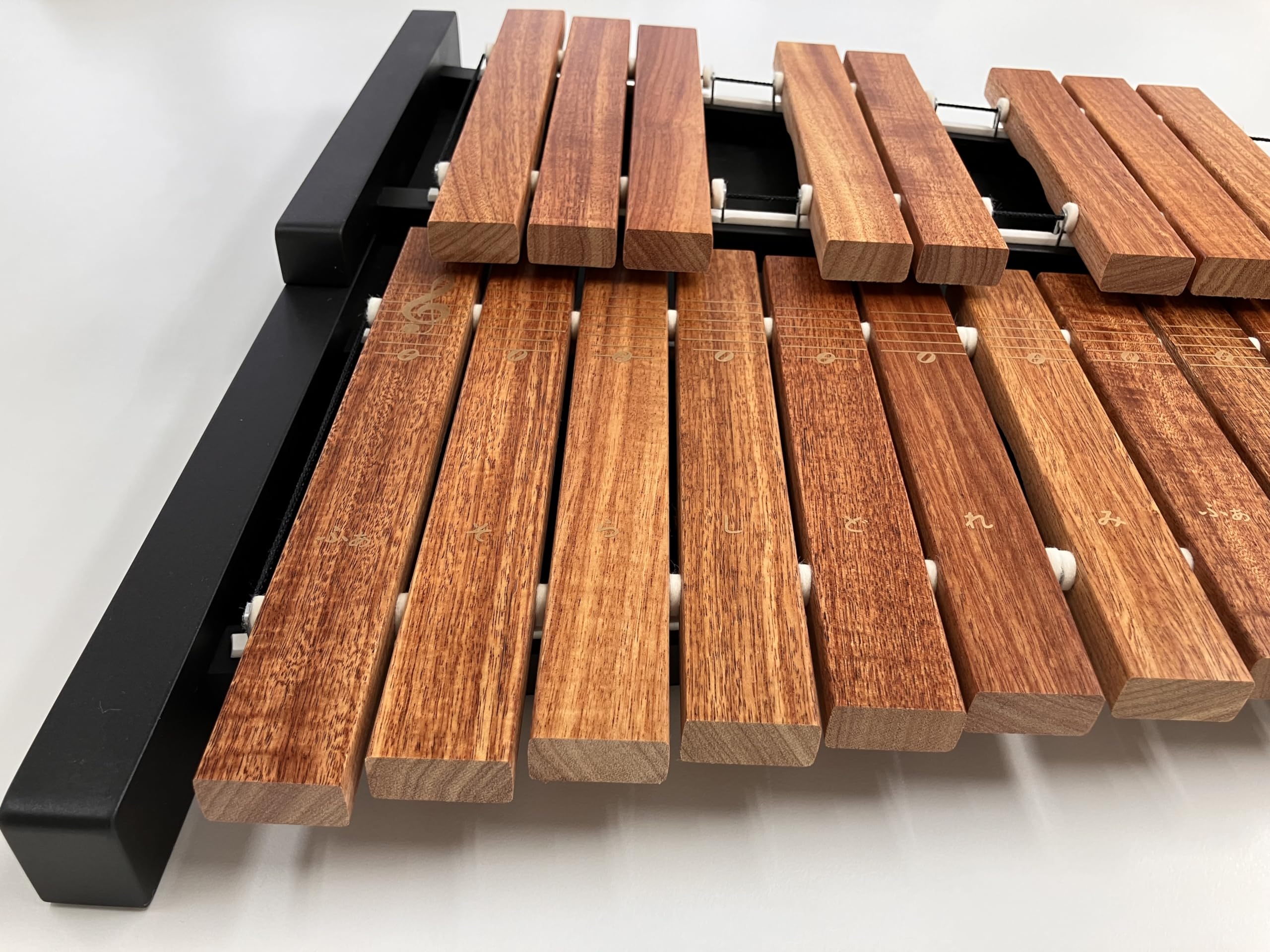 Amazon | ゼンオン シロフォン 32音 F45~C76 バチ付き ZX-32BK 日本製