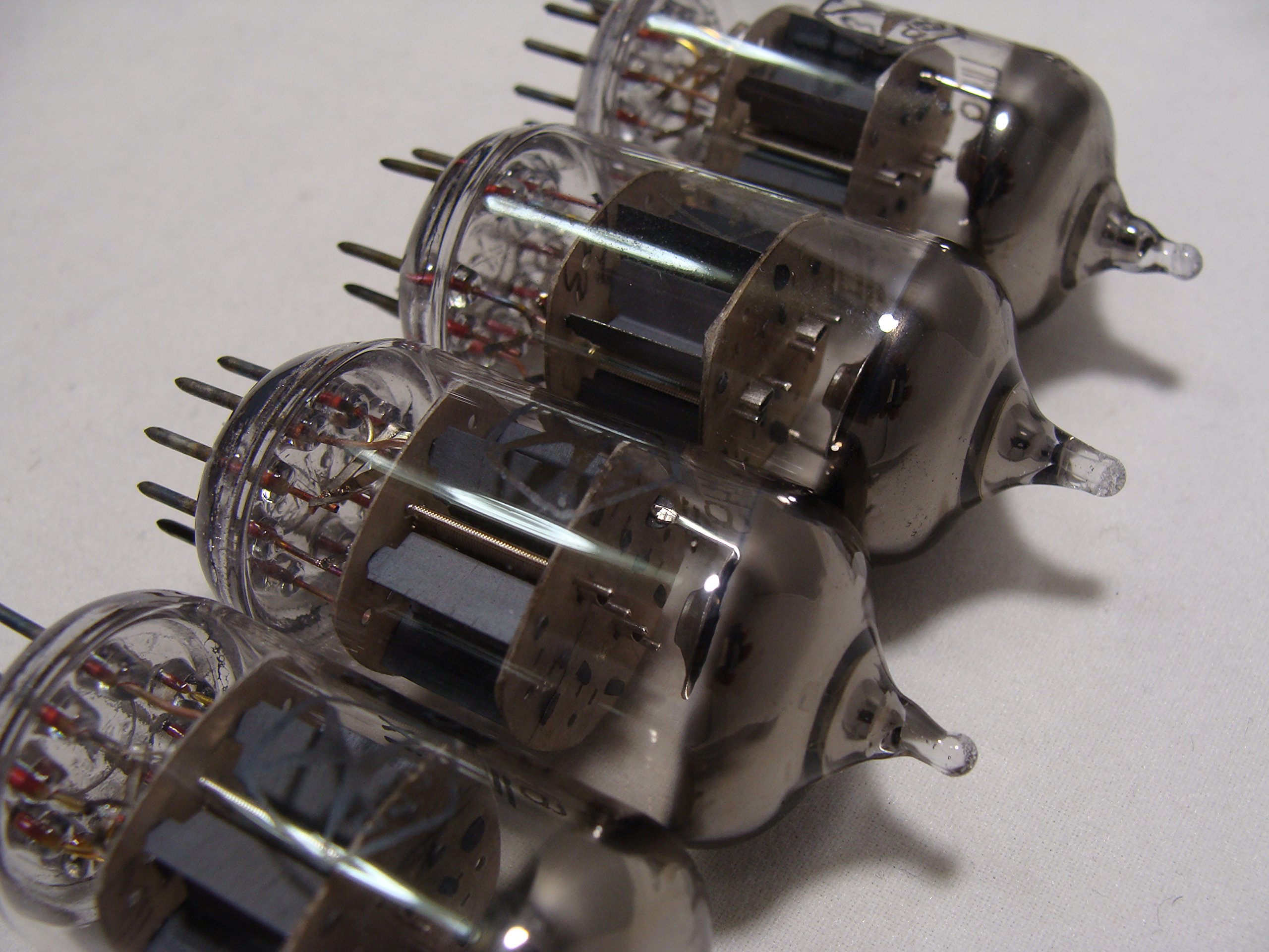 Amazon | ロシア製真空管 6N1P (6DJ8 ECC88 6922) VOSKHOD (4本セット