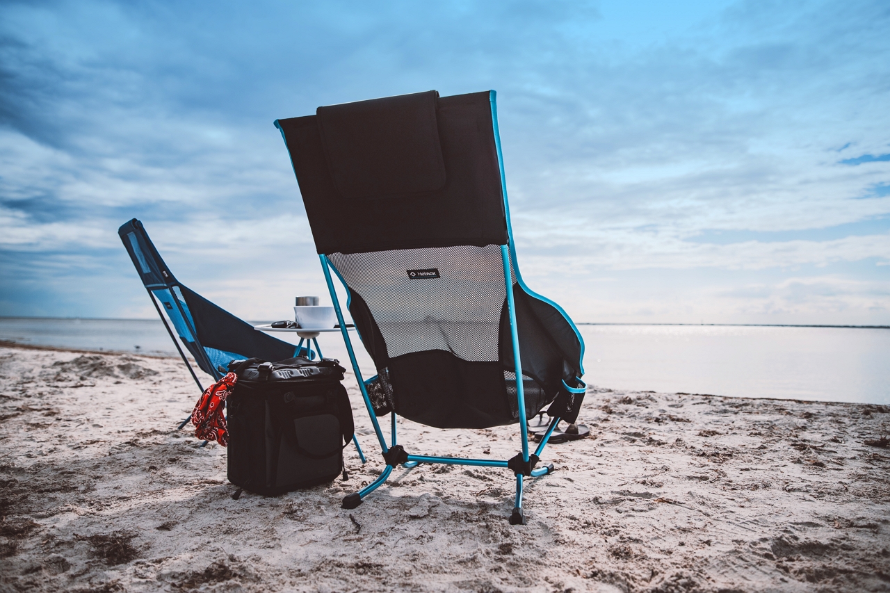 Amazon.com: Helinox Beach Chair, 3.18lbs, Lightweight, Lower
