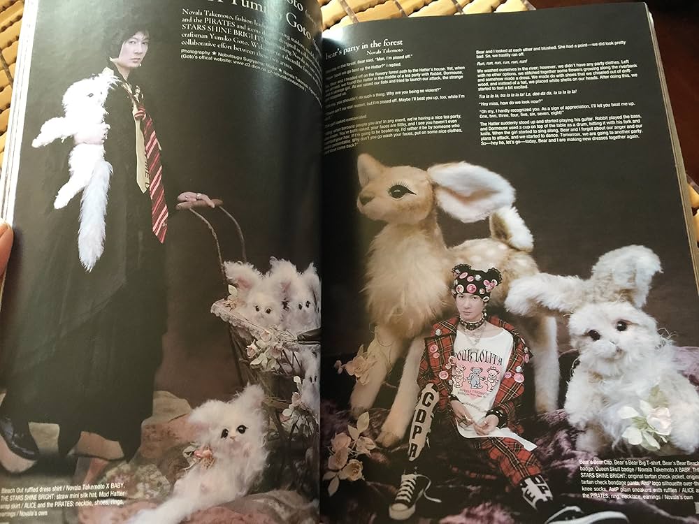 Gothic & Lolita Bible: Various: 9781427803498: Amazon.com: Books