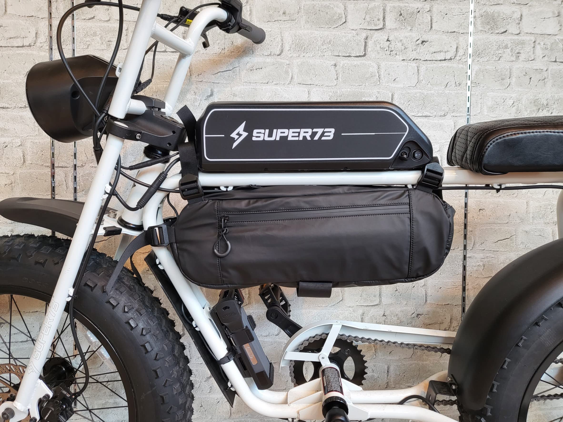 Amazon.co.jp: FLOW E-Bike用 バッテリーバッグ SUPER73 FLOW などに