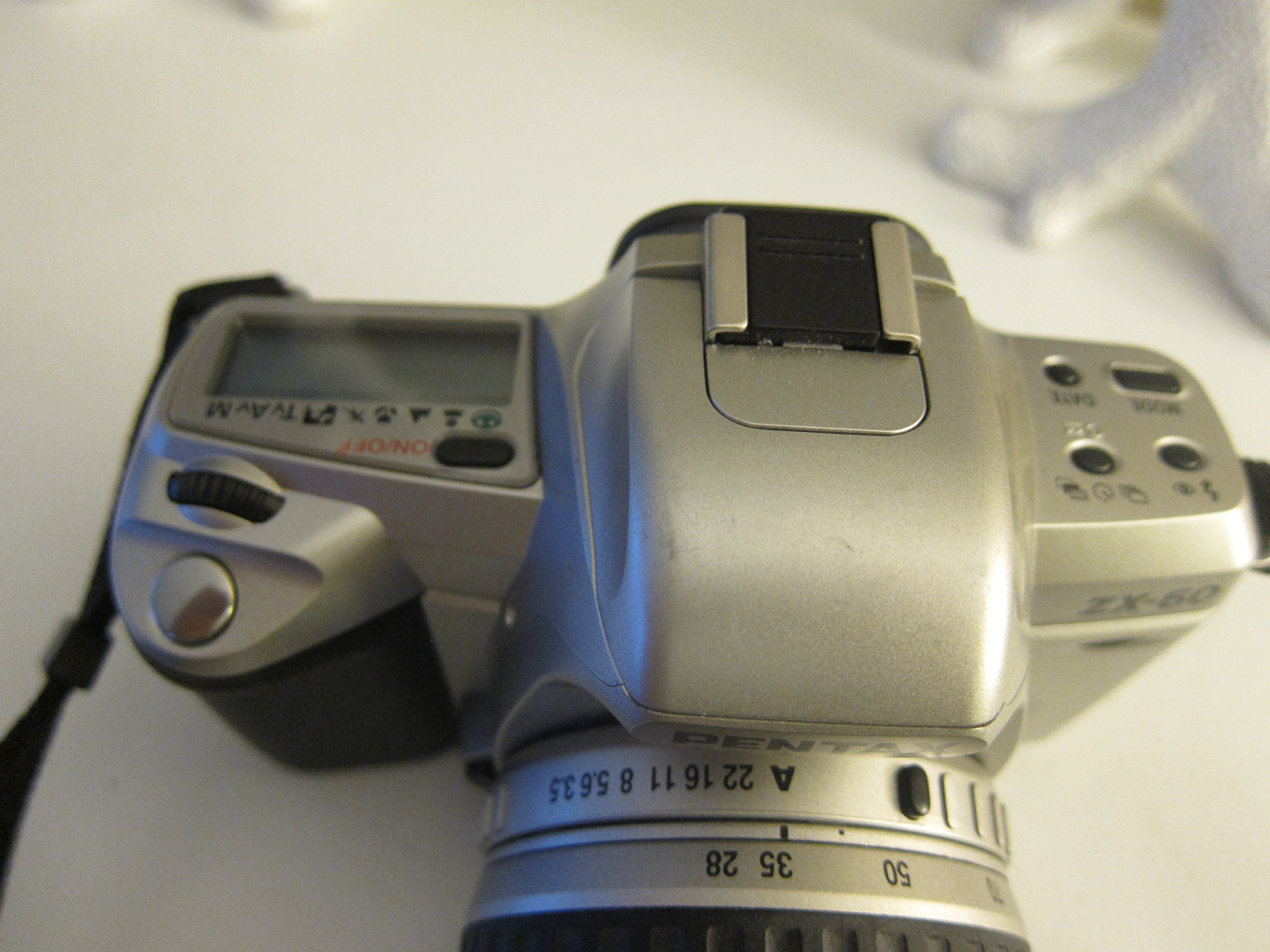 Amazon.com : Pentax ZX-60 Date w/28-90mm Lens Kit : Film Cameras