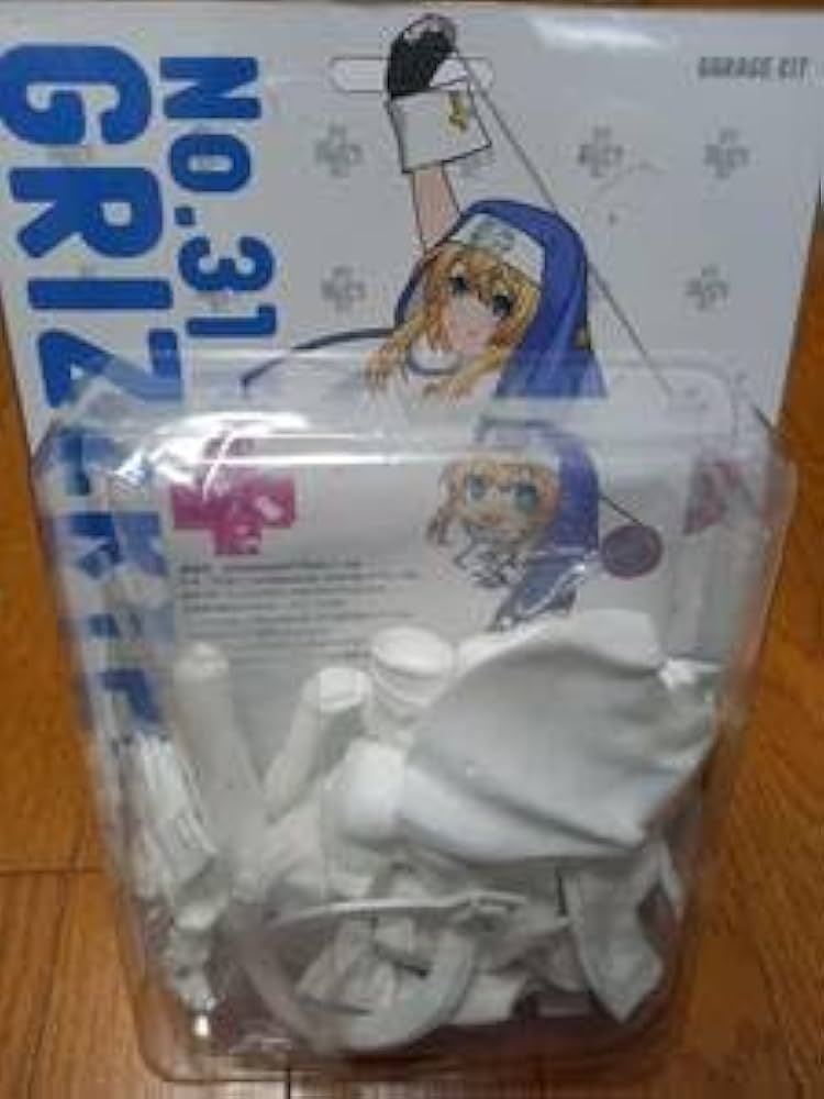 Amazon.co.jp: 未塗装未組立 旧ブリジット ガレージキット グリズリー