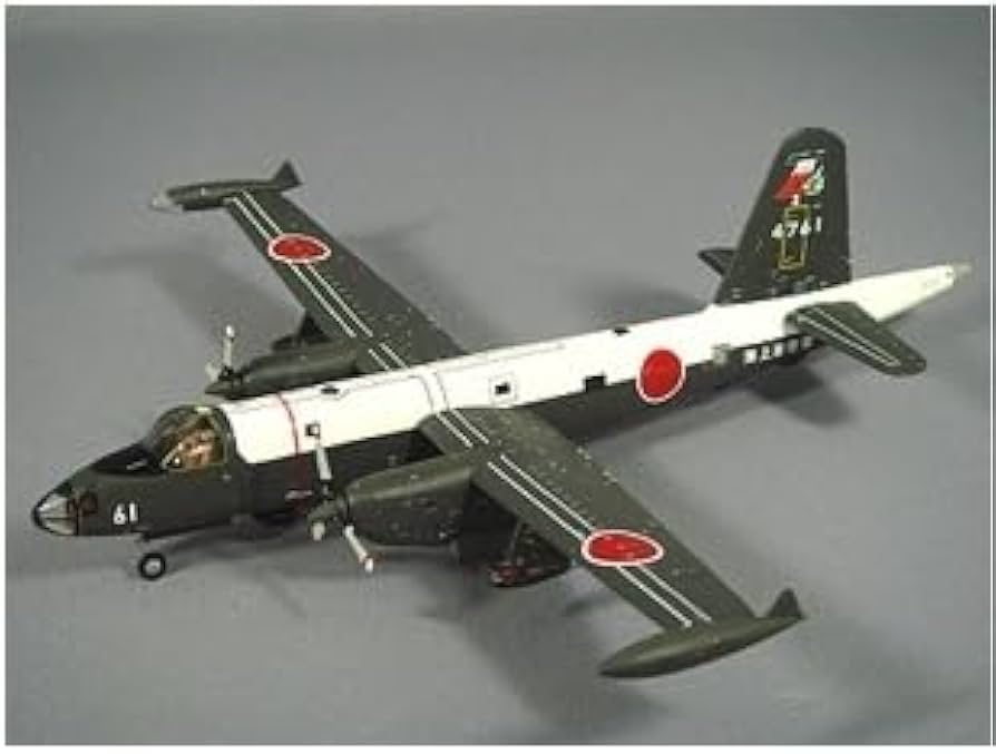 Amazon.co.jp: 全日空商事 1/200海上自衛隊 P2J対潜哨戒機 厚木航空