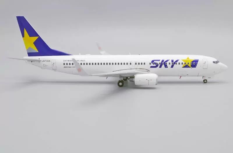 Amazon.co.jp: JC wings 1/200 完成品 Skymark Airlines for BOEING