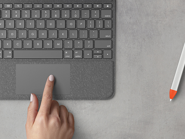 Amazon.com: Logitech Folio Touch iPad Keyboard Case with Trackpad