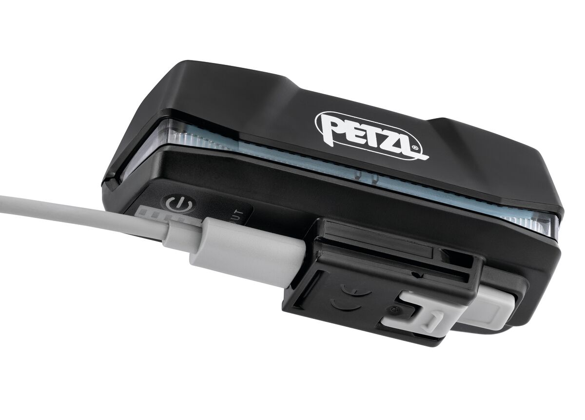 R1, Rechargeable battery for the NAO RL headlamp - Petzl USA