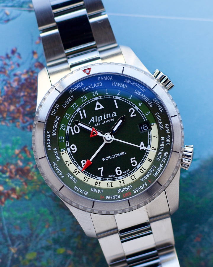 2023 Alpina Startimer Pilot Quartz Worldtimer AL-255GR4S26B 41mm