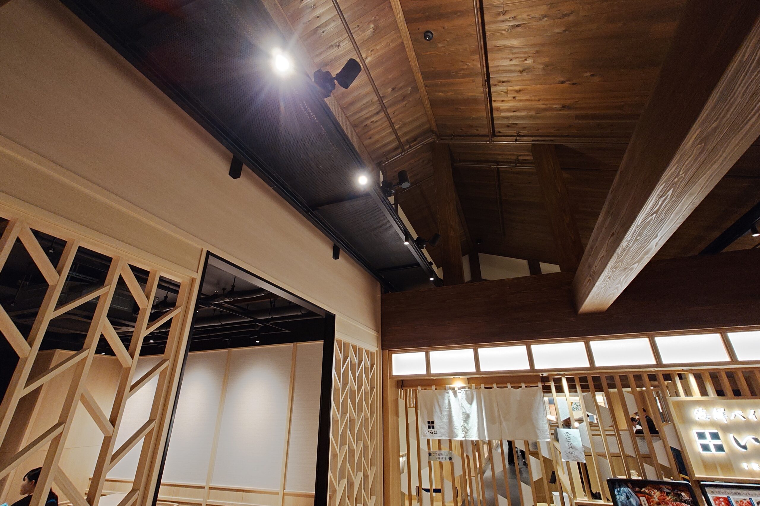 黒ZAM®製【アーバンラック™】 | 取扱商品 | 南電機株式会社