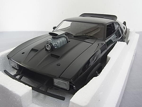 オートアート 1/18 マッドマックス2 インターセプター | ミニカー買取