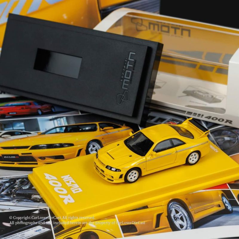 Kyosho Nissan Nismo 400R Yellow With MOTN LED Base with magazine