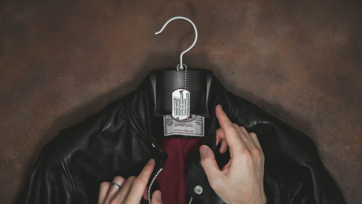 革ジャンの帰る場所｜ナカタハンガーNH-2「一本物ハンガー