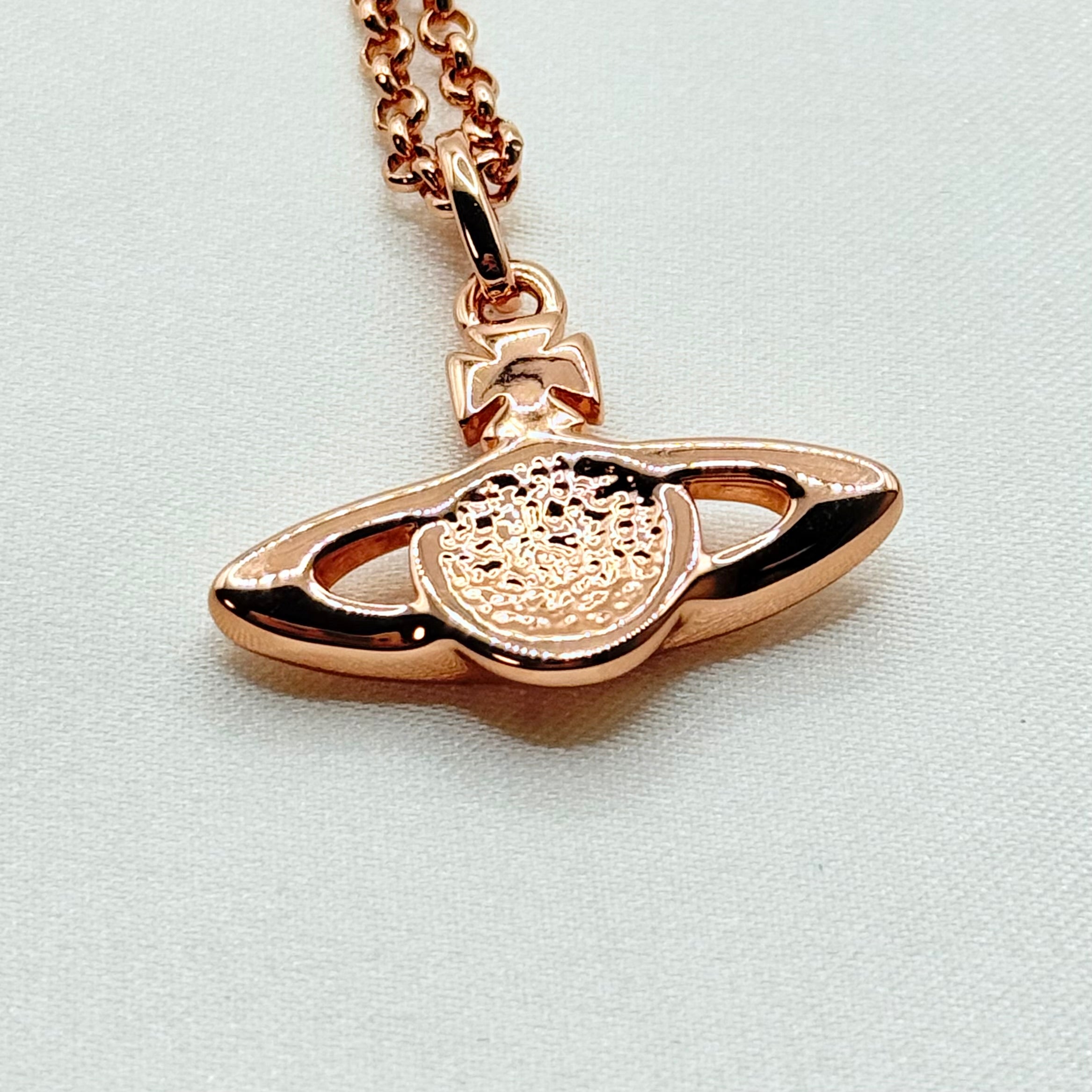 MAN MINI BAS RELIEF ORB Vivienne Westwood ネックレス 981 – mini