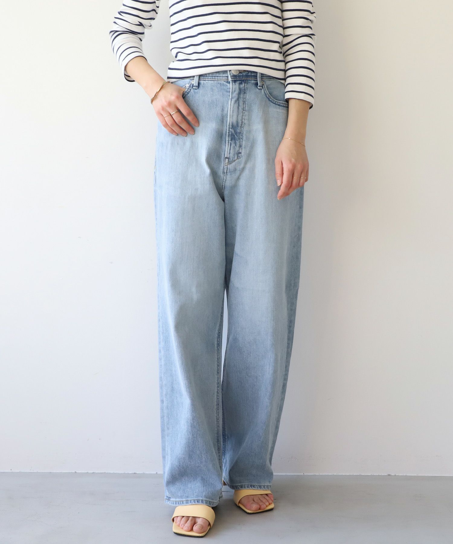 YANUK】AIRY Really Light ルーズストレートデニム-Joan Loose