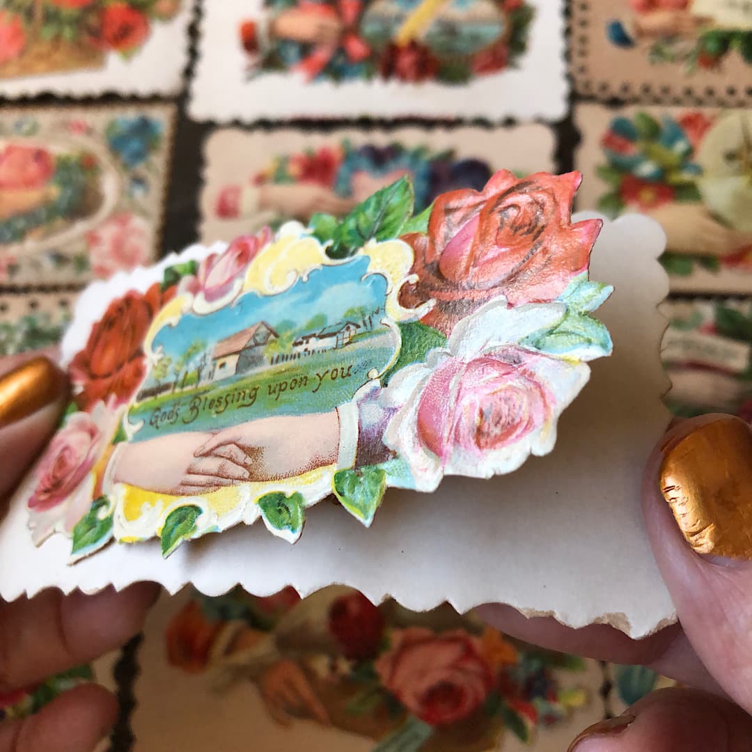 ハンドモチーフのヴィクトリアンコーリングカード