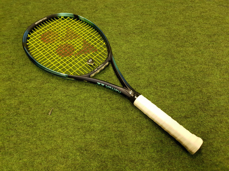 Yonex EZONE 98 2022 tested - Mijnracket