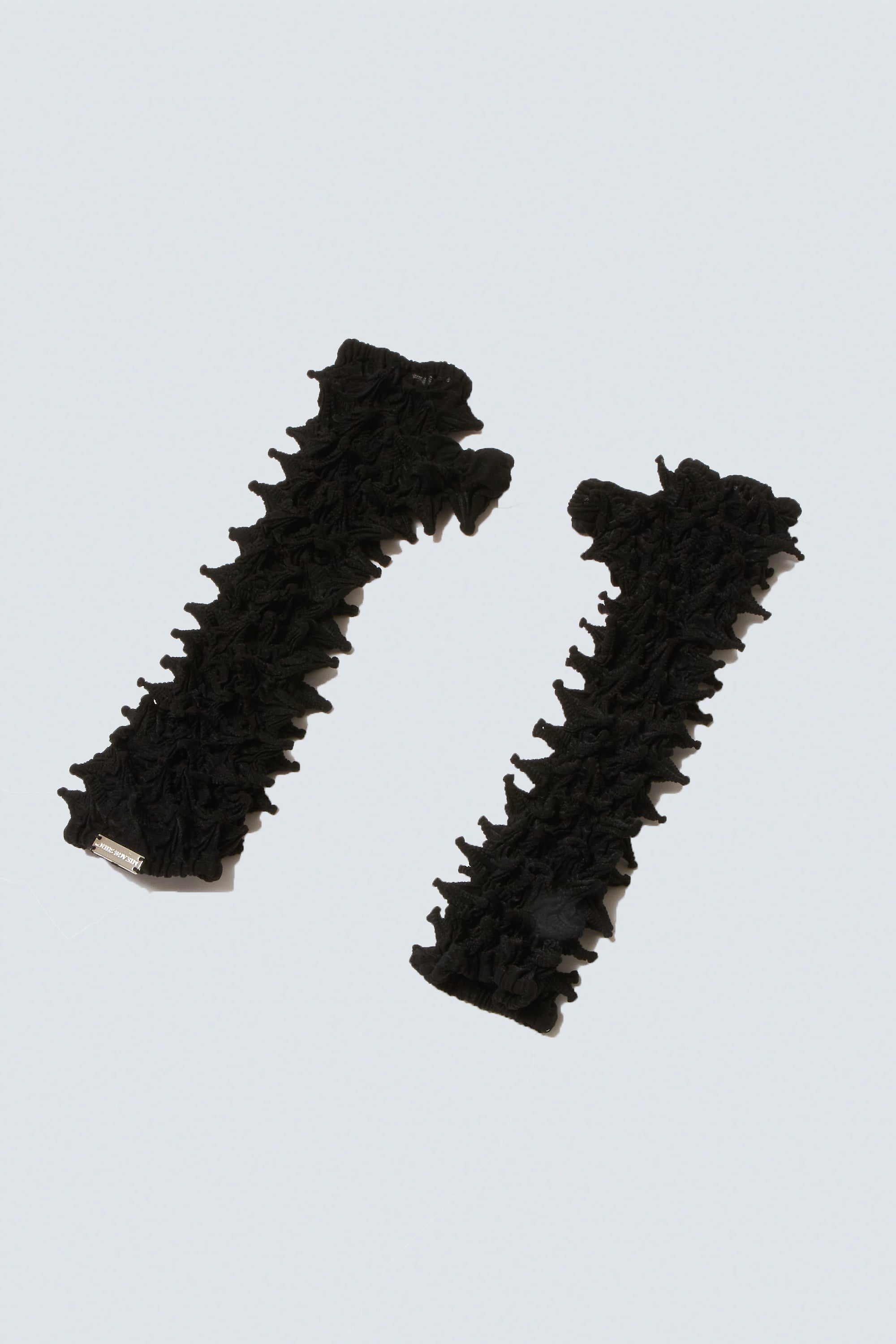 再入荷】Versatile Spiky Shibori Glove – MIKAGE SHIN