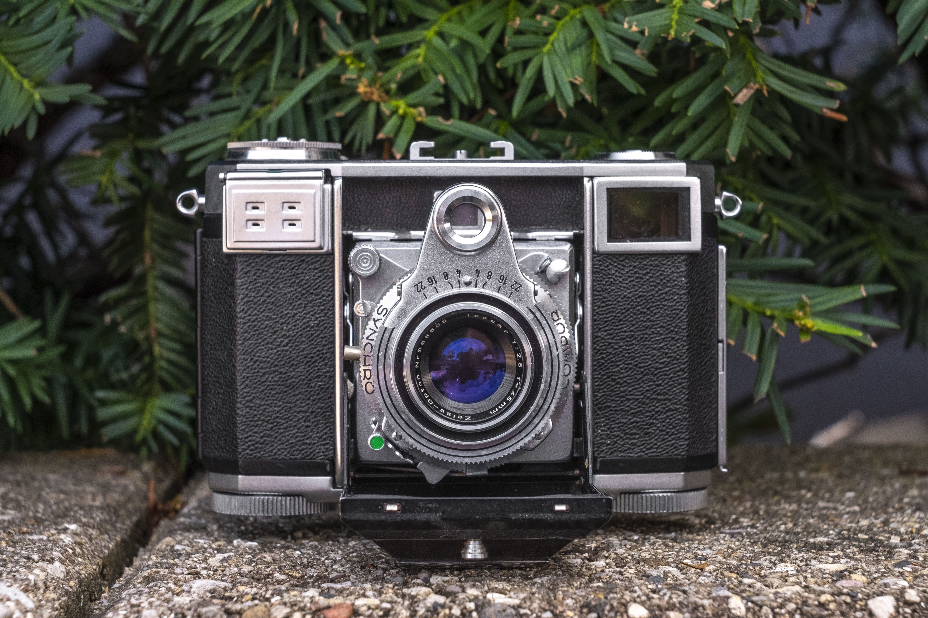 Second Look: Zeiss-Ikon Contessa 35 – mike eckman dot com