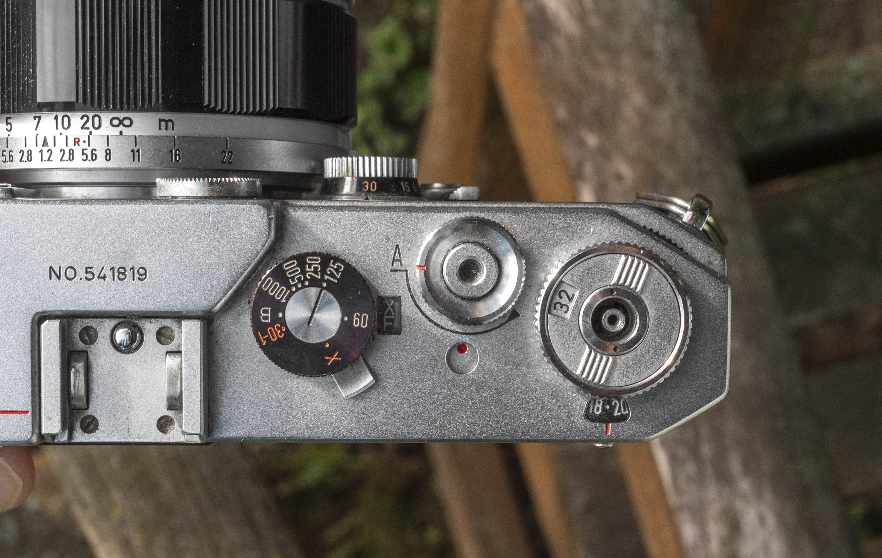 Canon VT de luxe (1957) - mike eckman dot com