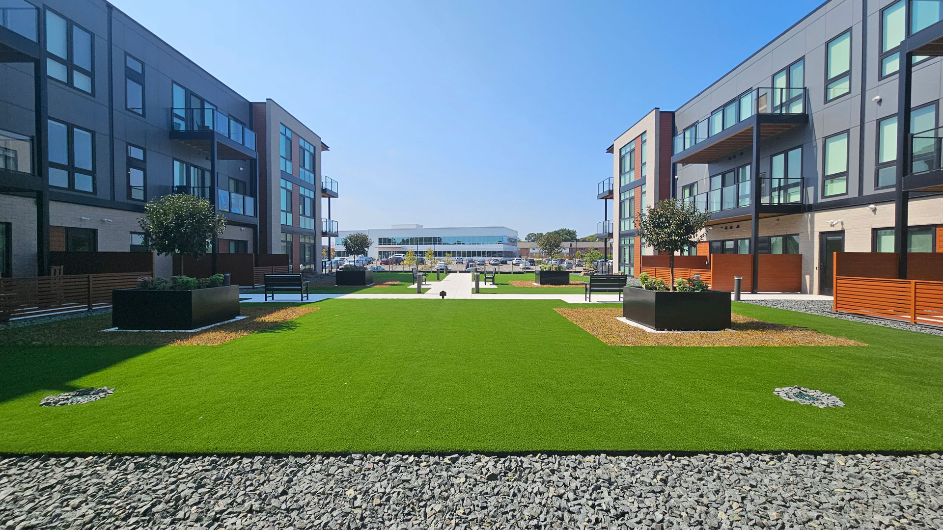 Loomis Crossing - Milwaukee Luxury Apartments