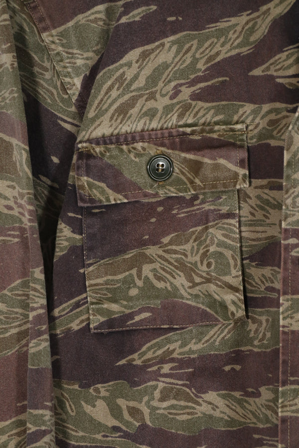 じ*ん様 大阪MASH製 ゴールドタイガーストライプ迷彩服 中古 A-L じ*ん