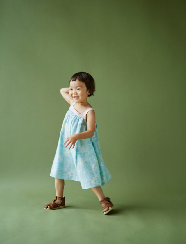 ミナ ペルホネン〉がキッズ&ベビーコレクションのポップアップを開催