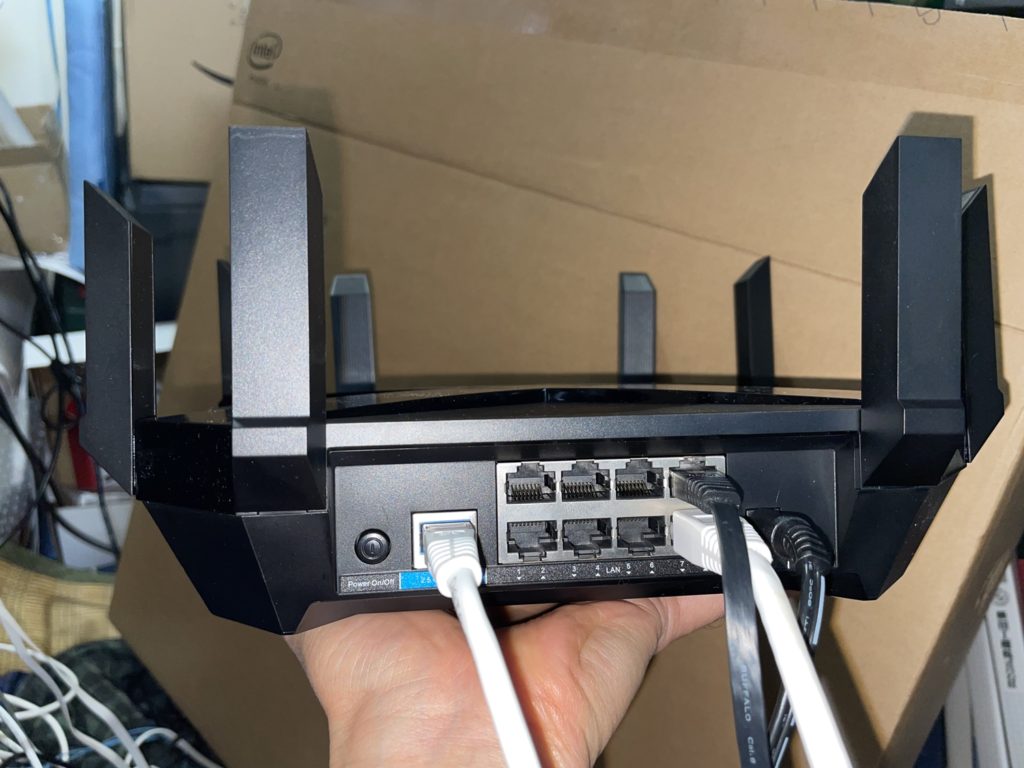 tp-link VS NETGEAR｜AX6000という同じ名前の WIFI6ルータ | Milk.moo