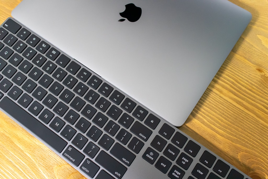 Magic Keyboard スペースグレイレビュー：カッコよすぎなダークカラー