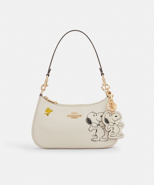 COACH X PEANUTS】スヌーピー バッグ チャーム｜コーチ アウトレットの